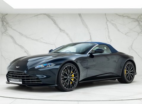 Aston Martin V8 Vantage Roadster 8