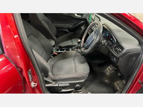 Ford Focus 1.0T EcoBoost ST-Line Euro 6 (s/s) 5dr 5