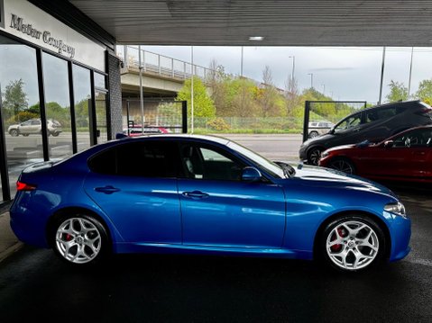 Alfa Romeo Giulia 2.2 TD Speciale Auto Euro 6 (s/s) 4dr 25