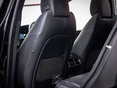 Jaguar F-Pace 3.0 F-PACE V6 S AWD D Auto 4WD 5dr 23