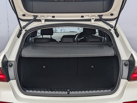 BMW 1 Series 118I SE 16