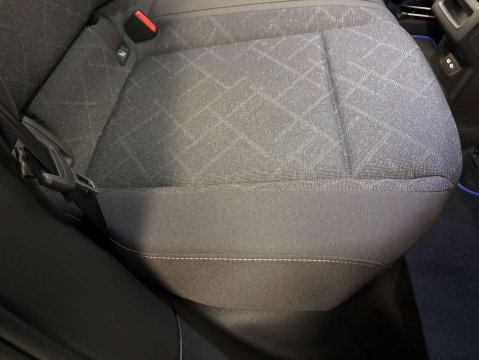 Volkswagen Golf 1.5 Golf Life TSi 5dr 30