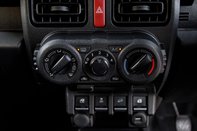 Suzuki Jimny SZ4 27