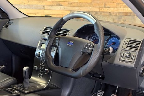 Volvo C30 2.0 R-Design Coupe 2dr Petrol Manual (177 g/km, 143 bhp) 7