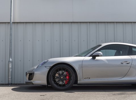 Porsche 911 (991.2) Carrera GTS 24
