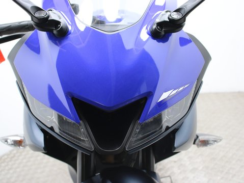 Yamaha R125 YZF 125-A 32