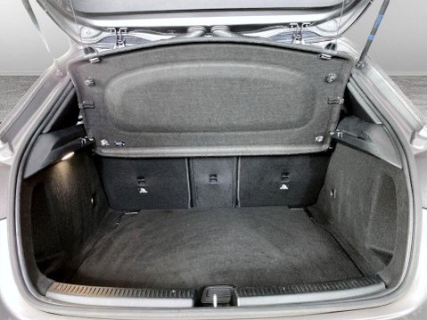 Mercedes-Benz A Class 1.3 A200 AMG Line (Executive) Hatchback 5dr Petrol Manual Euro 6 (s/s) (163 21