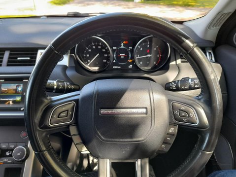 Land Rover Range Rover Evoque 2.0 eD4 SE Tech FWD Euro 6 (s/s) 5dr 25