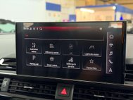 Audi A4 2.0 TDI 35 Black Edition Saloon 4dr Diesel S Tronic Euro 6 (s/s) (163 ps) 44