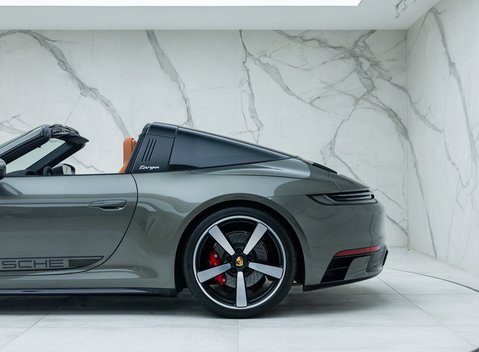 Porsche 911 Targa 4S (992) 44