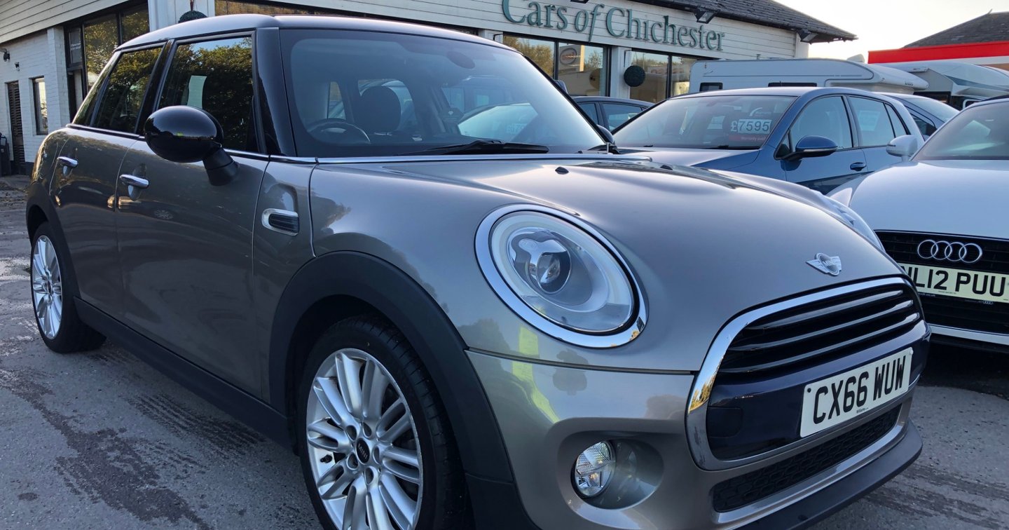 2016 MINI Hatch