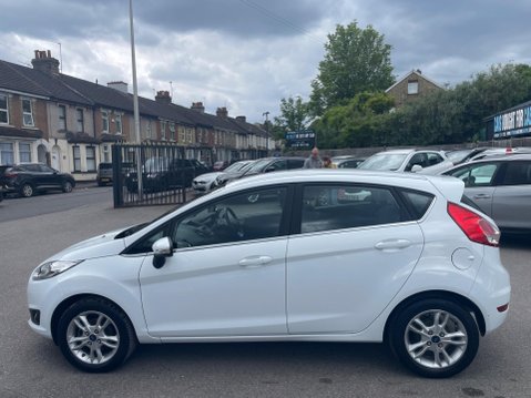 Ford Fiesta 1.0T EcoBoost Zetec Euro 6 (s/s) 5dr 5