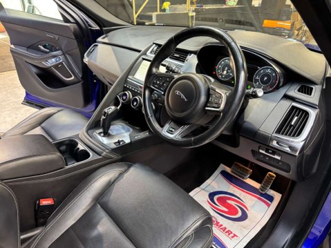 Jaguar E-Pace 2.0 E-Pace R-Dynamic HSE D AWD Auto 4WD 5dr 3