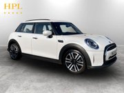 Mini Hatch 1.5 Cooper Exclusive Hatchback 5dr Petrol Steptronic Euro 6 (s/s) (136 ps) 1