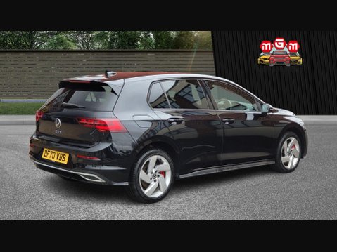 Volkswagen Golf GTE DSG 10