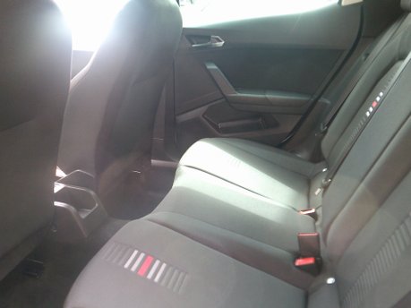 SEAT Arona TSI FR DSG ONLY 36,000 MILES FROM NEW 17