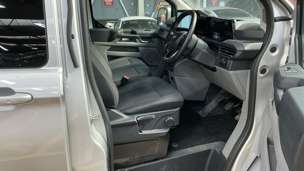 Ford Transit Custom Crew Cab LWB L2H1 Low Roof Limited 320 Air Con Alloys EURO 6 9