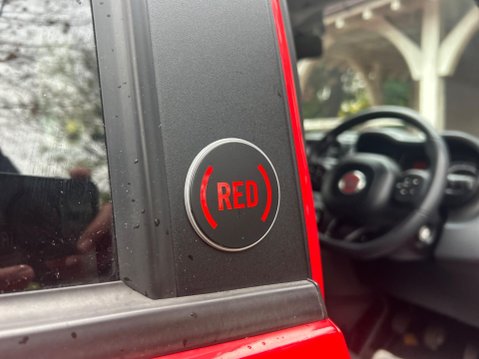 Fiat Panda RED MHEV 41