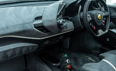 Ferrari 488 Pista 17