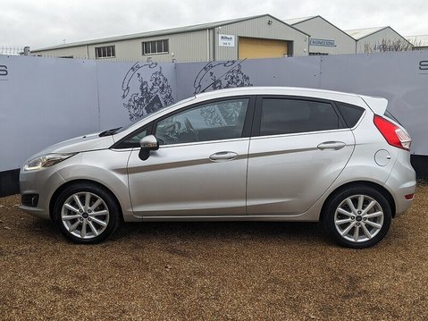 Ford Fiesta TITANIUM 4