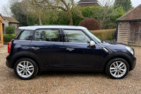 Mini Countryman COOPER SD 19