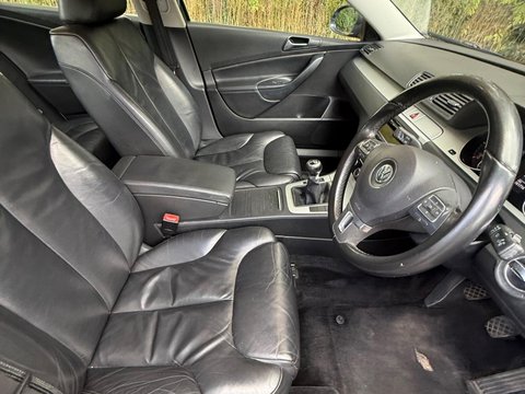 Volkswagen Passat 2.0 TDI Highline Plus Saloon 4dr Diesel Manual Euro 5 (110 ps) 9
