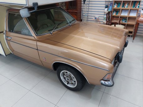 Ford Cortina Multispace 1976 AUTO 12