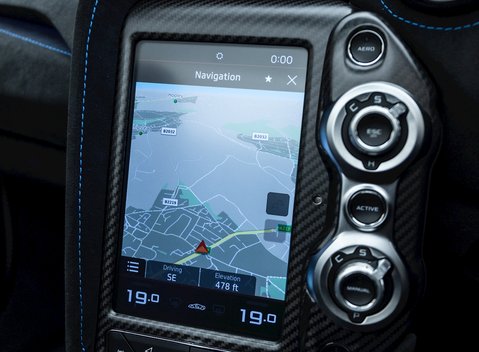 McLaren 765LT Spider 24