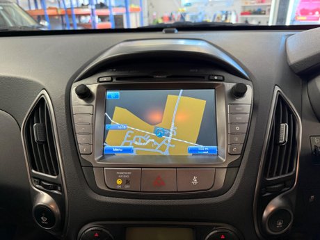 Hyundai ix35 1.7 CRDi SE Euro 5 (s/s) 5dr (Nav) 27