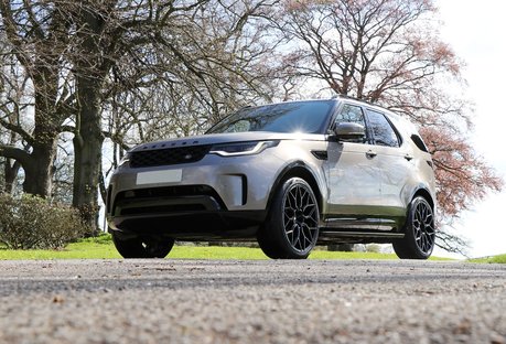 Land Rover Discovery 5