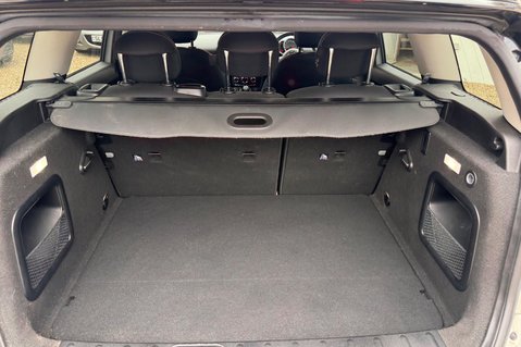 Mini Clubman COOPER CLASSIC LOOK! ONLY 24000 MILES..SAT NAV..CRUISE 18" ALLOYS 25