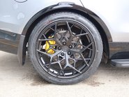 Land Rover Discovery 2023 R-DYNAMIC HSE MHEV GENUINE REAR SEAT CONVERSION URBAN 22 WHEELS  7
