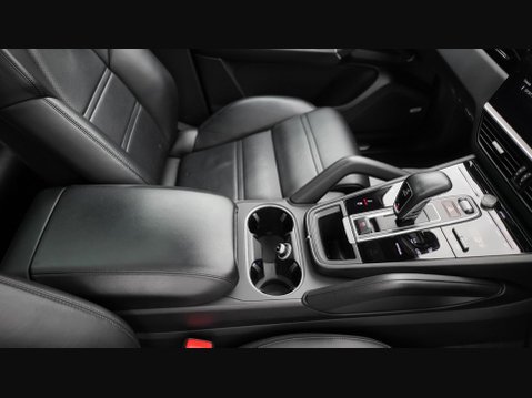 Porsche Cayenne V6 40