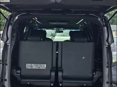 Toyota Vellfire EXECUTIVE LOUNGE 3.5 V6 GRADE 4 FRESH IMPORT 12