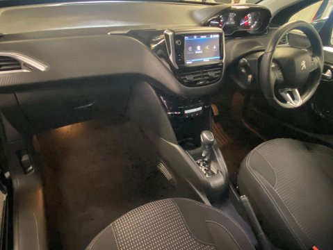 Peugeot 208 1.2 208 Tech Edition S/S Auto 5dr 40