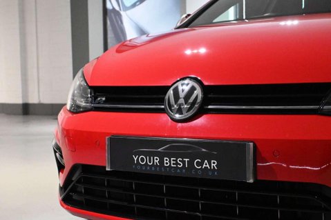 Volkswagen Golf R TSI 4MOTION DSG 40