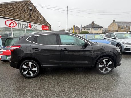 Nissan Qashqai DCI N-TEC PLUS 8
