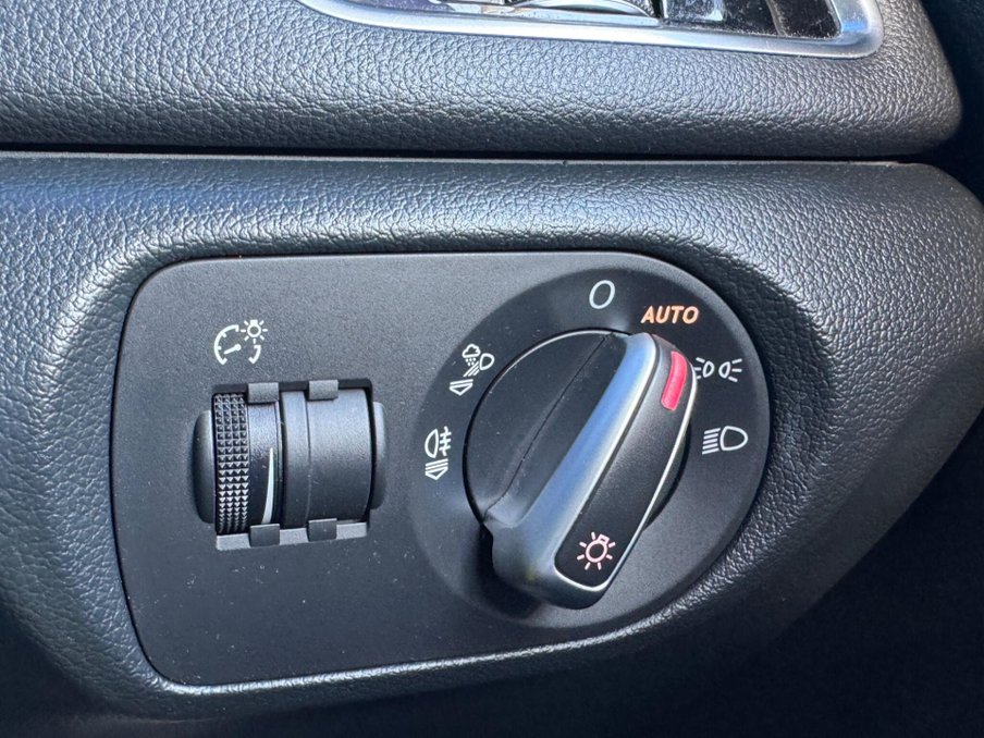 2016 Audi Q3 — image 29