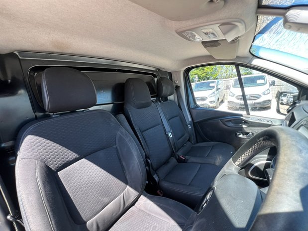 Vauxhall Vivaro L1H1 2700 (SOLD) Limited Edition Nav Cdti P/V Biturbo S/S 28