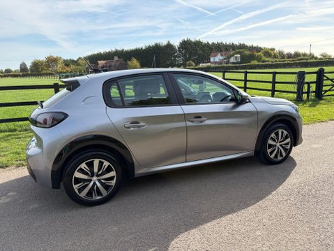 Peugeot e-208 50kWh Active Auto 5dr 9