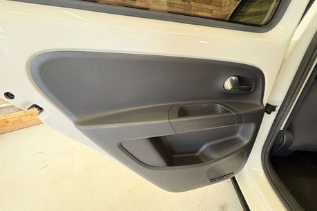 Volkswagen Up 1.0 High up! Hatchback 5dr Petrol ASG Euro 6 (75 ps) 52