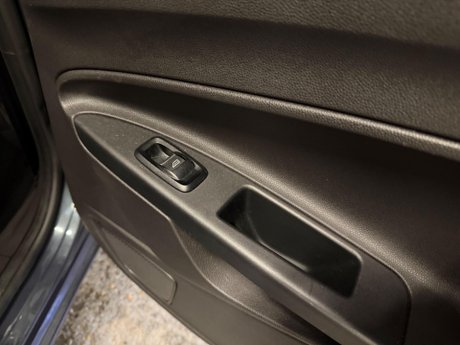 Ford Fiesta 1.0T EcoBoost Titanium X Euro 5 (s/s) 5dr 19