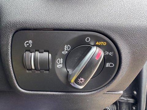 Audi A1 1.4 TFSI Black Edition Sportback S Tronic Euro 6 (s/s) 5dr (Nav) 32