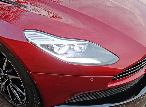 Aston Martin DB11 Launch Edition 11