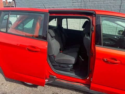 Ford Grand C-Max 1.6 Zetec Euro 5 5dr 12