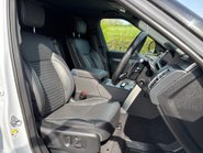 Land Rover Discovery D300 R-Dynamic HSE MHEV Panel Van 4