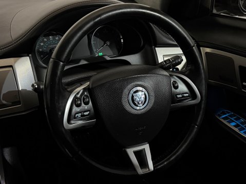 Jaguar XF D V6 S PORTFOLIO 17