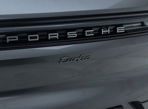 Porsche Cayenne TURBO E-HYBRID 35