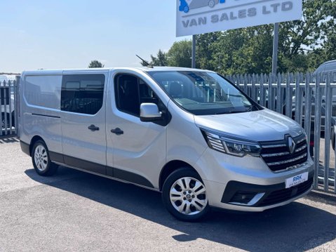 Renault Trafic 2.0 dCi Blue LL30 Sport Crew Van Double Cab 6dr Diesel Manual L2 H1 Euro 6 40