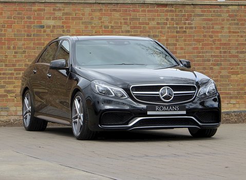Mercedes-Benz E Class S AMG 1